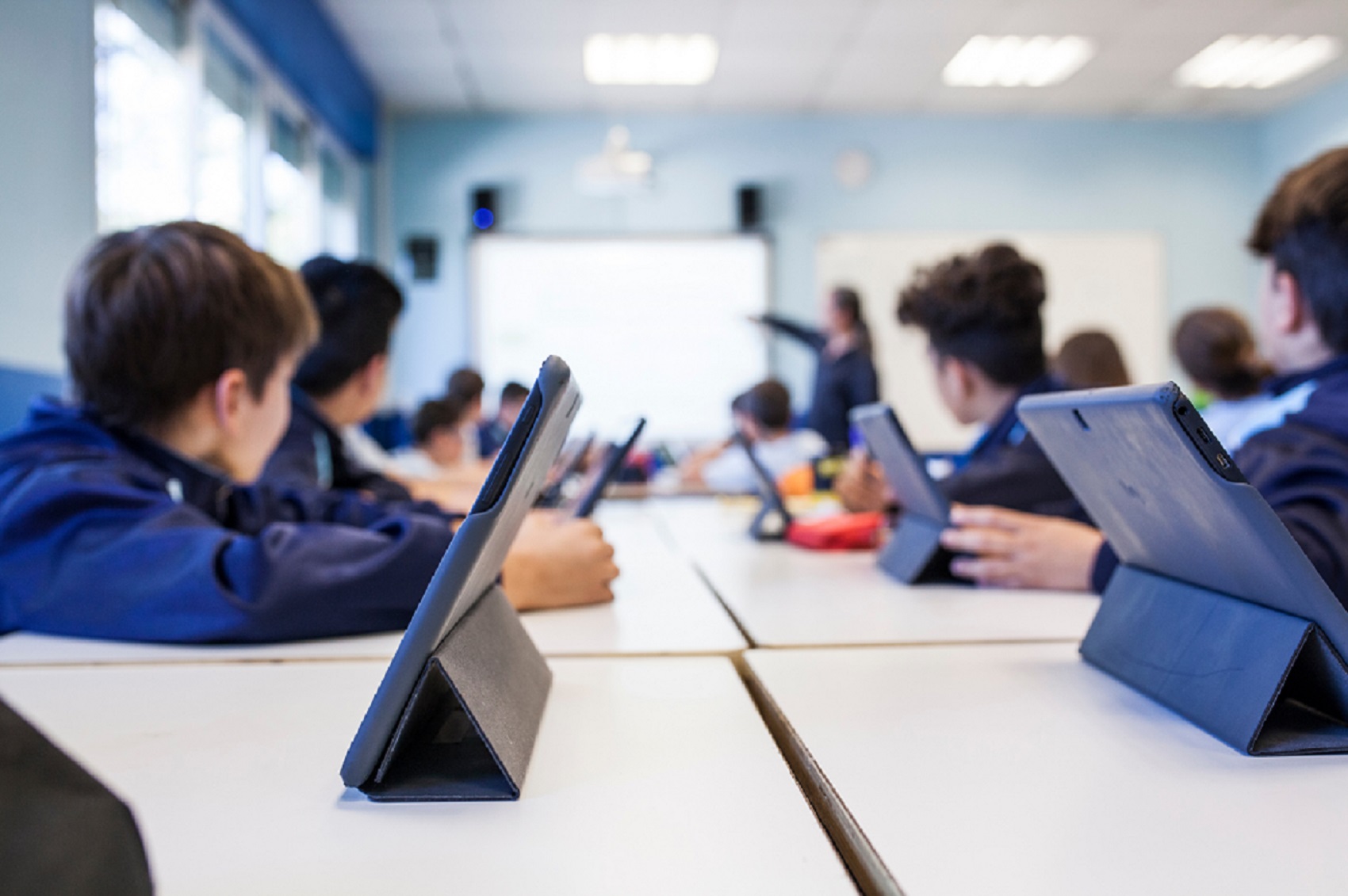 Local schools are being urged by Advantex to tap into £150 million of Department for Education to improve connectivity before the current scheme closes